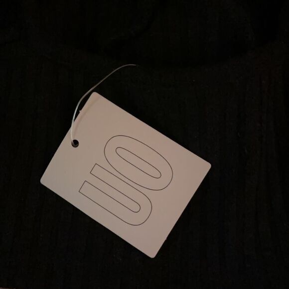 Urban Outfitters ruffle crop top NWT XS - Picture 4 of 7